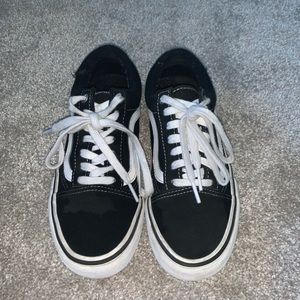 Black old skool vans